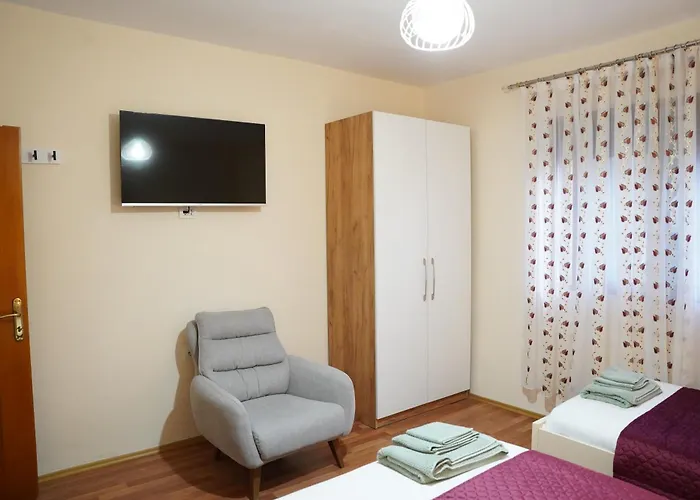 Family Villa Tirana